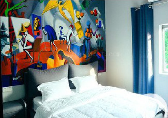 民权对于酒店的墙体彩绘而言更注重哪些方面？